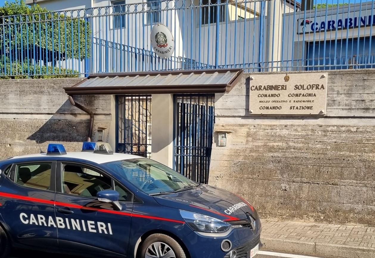 Montoro - Lite tra due automobilisti per una mancata precedenza,spunta un coltello denunciato un 60enne